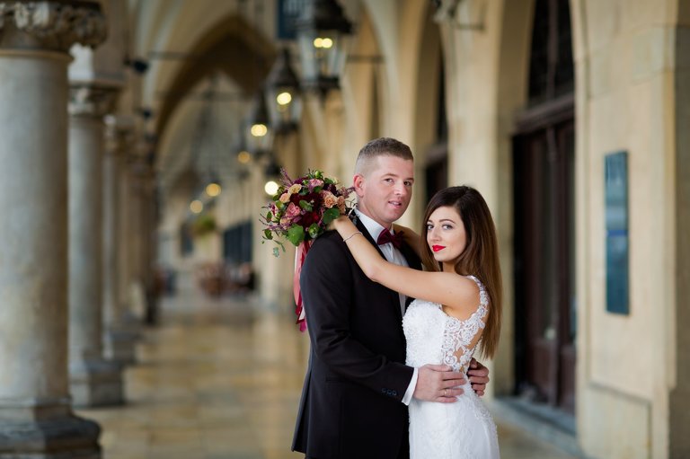 plener slubny na rynku w krakowie, fotograf na slub krakow, fotografia slubna krakow, zdjecia slubne krakow, fotograf slubny krakow, fotograf weselny krakow, zdjecia slubne slask, fotografia slubna slask, fotograf na slub slask, sesja slubna na krakowskim rynku, sesja slubna o swicie, zdjecia slubne bielsko, fotografia slubna bielsko, zdjecia slubne wadowice, fotografia slubna wadowice, plener slubny o swicie, dwoch fotografow na slub, zdjecia slubne cieszyn, sesja slubna na wawelu, plener slubny wawel, fotografia slubna cieszyn