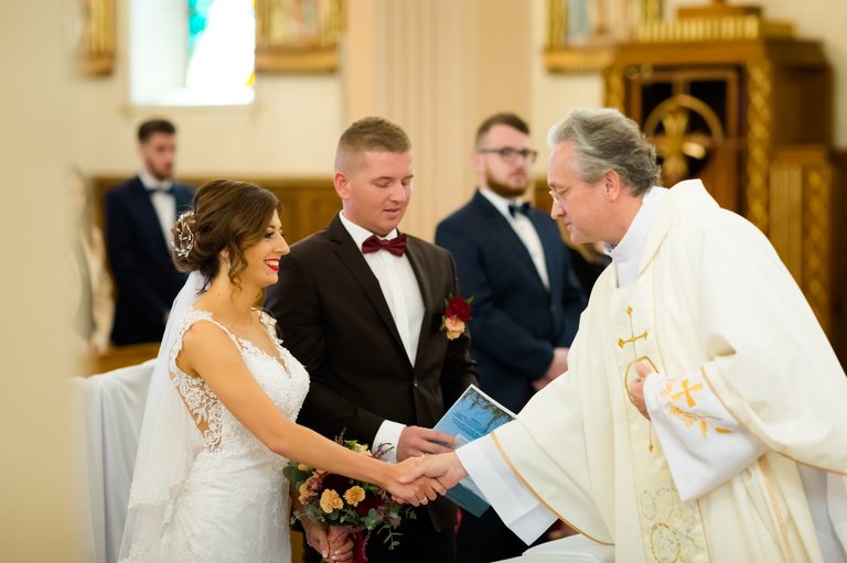 fotografia slubna szczyrk, zdjecia slubne szczyrk, slub w kosciele na gorce w szczyrku, wesele w sali balowej pod skrzycznem, sala balowa pod skrzycznem szczyrk, kosciol na gorce szczyrk, wesele pod skrzycznem szczyrk, fotograf slubny zakopane, zdjecia slubne zakopane, fotografia slubna zakopane, zdjecia slubne bielsko, fotograf slubny bielsko, fotografia slubna cieszyn, www.magiaobrazu.com, zdjecia slubne bielsko, fotografia slubna slask, zdjecia slubne zywiec, zdjecia slubne cieszyn, dwoch fotografow na slub, zdjecia slubne slask,