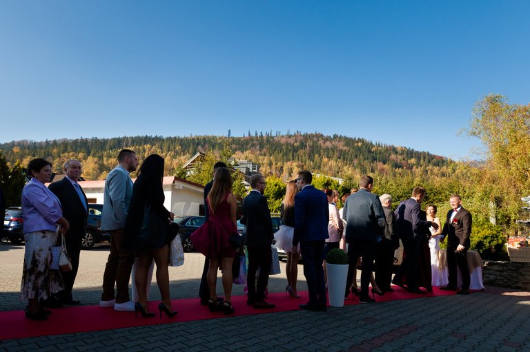 fotografia slubna szczyrk, zdjecia slubne szczyrk, slub w kosciele na gorce w szczyrku, wesele w sali balowej pod skrzycznem, sala balowa pod skrzycznem szczyrk, kosciol na gorce szczyrk, wesele pod skrzycznem szczyrk, fotograf slubny zakopane, zdjecia slubne zakopane, fotografia slubna zakopane, zdjecia slubne bielsko, fotograf slubny bielsko, fotografia slubna cieszyn, www.magiaobrazu.com, zdjecia slubne bielsko, fotografia slubna slask, zdjecia slubne zywiec, zdjecia slubne cieszyn, dwoch fotografow na slub, zdjecia slubne slask,