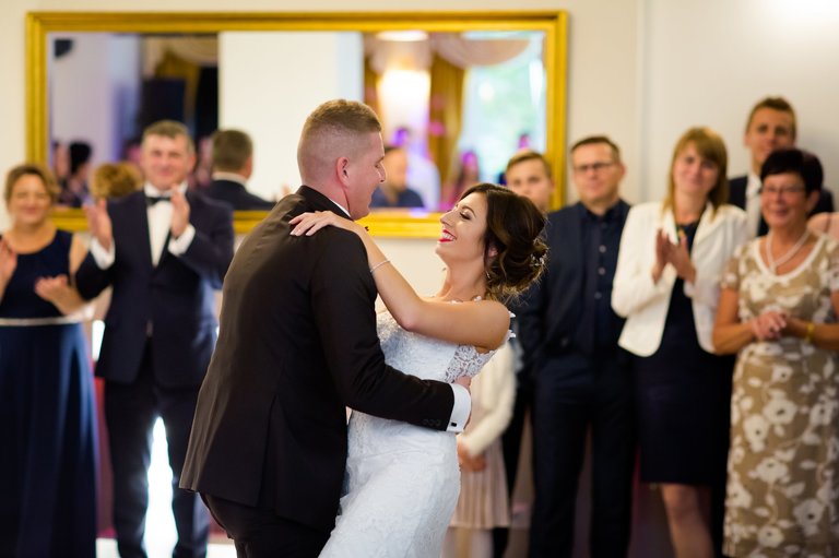 fotografia slubna szczyrk, zdjecia slubne szczyrk, slub w kosciele na gorce w szczyrku, wesele w sali balowej pod skrzycznem, sala balowa pod skrzycznem szczyrk, kosciol na gorce szczyrk, wesele pod skrzycznem szczyrk, fotograf slubny zakopane, zdjecia slubne zakopane, fotografia slubna zakopane, zdjecia slubne bielsko, fotograf slubny bielsko, fotografia slubna cieszyn, www.magiaobrazu.com, zdjecia slubne bielsko, fotografia slubna slask, zdjecia slubne zywiec, zdjecia slubne cieszyn, dwoch fotografow na slub, zdjecia slubne slask,