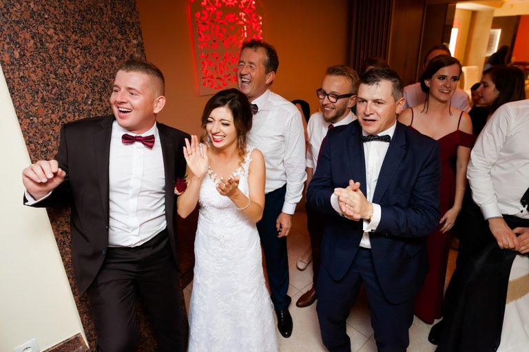 fotografia slubna szczyrk, zdjecia slubne szczyrk, slub w kosciele na gorce w szczyrku, wesele w sali balowej pod skrzycznem, sala balowa pod skrzycznem szczyrk, kosciol na gorce szczyrk, wesele pod skrzycznem szczyrk, fotograf slubny zakopane, zdjecia slubne zakopane, fotografia slubna zakopane, zdjecia slubne bielsko, fotograf slubny bielsko, fotografia slubna cieszyn, www.magiaobrazu.com, zdjecia slubne bielsko, fotografia slubna slask, zdjecia slubne zywiec, zdjecia slubne cieszyn, dwoch fotografow na slub, zdjecia slubne slask,