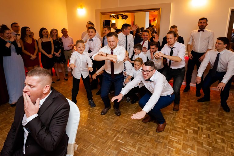 fotografia slubna szczyrk, zdjecia slubne szczyrk, slub w kosciele na gorce w szczyrku, wesele w sali balowej pod skrzycznem, sala balowa pod skrzycznem szczyrk, kosciol na gorce szczyrk, wesele pod skrzycznem szczyrk, fotograf slubny zakopane, zdjecia slubne zakopane, fotografia slubna zakopane, zdjecia slubne bielsko, fotograf slubny bielsko, fotografia slubna cieszyn, www.magiaobrazu.com, zdjecia slubne bielsko, fotografia slubna slask, zdjecia slubne zywiec, zdjecia slubne cieszyn, dwoch fotografow na slub, zdjecia slubne slask,