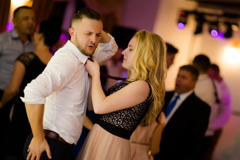 fotografia slubna szczyrk, zdjecia slubne szczyrk, slub w kosciele na gorce w szczyrku, wesele w sali balowej pod skrzycznem, sala balowa pod skrzycznem szczyrk, kosciol na gorce szczyrk, wesele pod skrzycznem szczyrk, fotograf slubny zakopane, zdjecia slubne zakopane, fotografia slubna zakopane, zdjecia slubne bielsko, fotograf slubny bielsko, fotografia slubna cieszyn, www.magiaobrazu.com, zdjecia slubne bielsko, fotografia slubna slask, zdjecia slubne zywiec, zdjecia slubne cieszyn, dwoch fotografow na slub, zdjecia slubne slask,