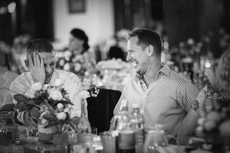 fotografia slubna, fotografia slubna krakow, zdjecia slubne krakow, fotograf slubny krakow, fotograf na wesele krakow, slub w klasztorze dominikanow krakow, slub dominikanie krakow, folwark zalesie, wesele w folwarku zalesie, najlepsze zdjecia slubne, fotografia slubna slask, zdjecia slubne slask, fotografia slubna wieliczka, zdjecia slubne wieliczka, oryginalne zdjecia z druhnami, zdjecia grupowe druzbowie, zdjecia slubne bielsko, fotograf slubny bielsko, www.magiaobrazu.com, zdjecia slubne bielsko, fotografia slubna slask, fotograf cieszyn, zdjecia slubne cieszyn