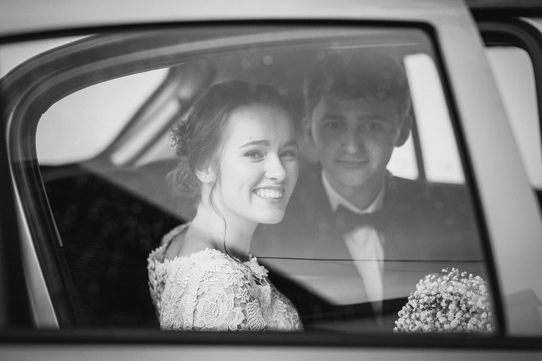 fotografia slubna, fotografia slubna krakow, zdjecia slubne krakow, fotograf slubny krakow, fotograf na wesele krakow, slub w klasztorze dominikanow krakow, slub dominikanie krakow, folwark zalesie, wesele w folwarku zalesie, najlepsze zdjecia slubne, fotografia slubna slask, zdjecia slubne slask, fotografia slubna wieliczka, zdjecia slubne wieliczka, oryginalne zdjecia z druhnami, zdjecia grupowe druzbowie, zdjecia slubne bielsko, fotograf slubny bielsko, www.magiaobrazu.com, zdjecia slubne bielsko, fotografia slubna slask, fotograf cieszyn, zdjecia slubne cieszyn