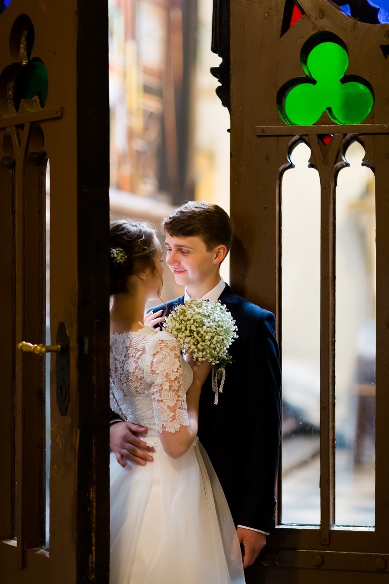 fotografia slubna, fotografia slubna krakow, zdjecia slubne krakow, fotograf slubny krakow, fotograf na wesele krakow, slub w klasztorze dominikanow krakow, slub dominikanie krakow, folwark zalesie, wesele w folwarku zalesie, najlepsze zdjecia slubne, fotografia slubna slask, zdjecia slubne slask, fotografia slubna wieliczka, zdjecia slubne wieliczka, oryginalne zdjecia z druhnami, zdjecia grupowe druzbowie, zdjecia slubne bielsko, fotograf slubny bielsko, www.magiaobrazu.com, zdjecia slubne bielsko, fotografia slubna slask, fotograf cieszyn, zdjecia slubne cieszyn