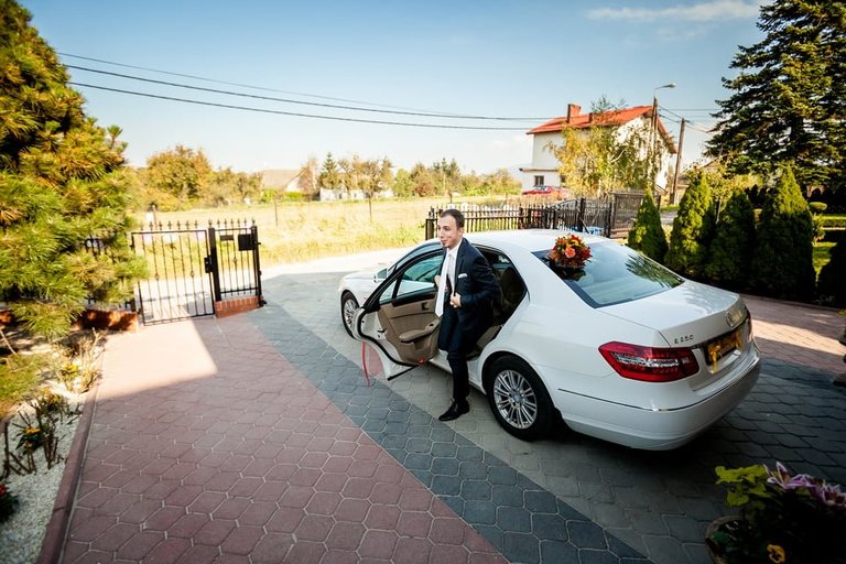 Anna i Jacek Bieniek; fotograf slubny slask; slub cywilny w hotelu na bloniach, dwoje fotografow na slub; fotografowie slubni slask; fotograf slubny bielsko; fotografia slubna, reportaz slubny, www.magiaobrazu.com, zdjecia slubne, fotoreportaz slubny; fotograf pszczyna; zdjecia slubne bielsko; hotel na bloniach bielsko; wesele w hotelu na bloniach