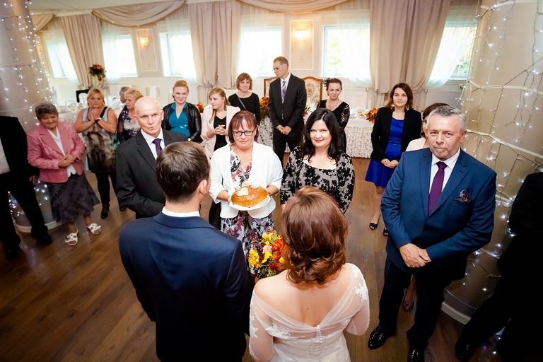 Anna i Jacek Bieniek; fotograf slubny slask; slub cywilny w hotelu na bloniach, dwoje fotografow na slub; fotografowie slubni slask; fotograf slubny bielsko; fotografia slubna, reportaz slubny, www.magiaobrazu.com, zdjecia slubne, fotoreportaz slubny; fotograf pszczyna; zdjecia slubne bielsko; hotel na bloniach bielsko; wesele w hotelu na bloniach