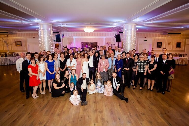 Anna i Jacek Bieniek; fotograf slubny slask; slub cywilny w hotelu na bloniach, dwoje fotografow na slub; fotografowie slubni slask; fotograf slubny bielsko; fotografia slubna, reportaz slubny, www.magiaobrazu.com, zdjecia slubne, fotoreportaz slubny; fotograf pszczyna; zdjecia slubne bielsko; hotel na bloniach bielsko; wesele w hotelu na bloniach