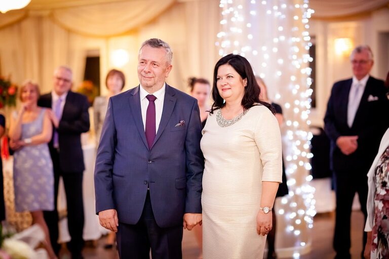 Anna i Jacek Bieniek; fotograf slubny slask; slub cywilny w hotelu na bloniach, dwoje fotografow na slub; fotografowie slubni slask; fotograf slubny bielsko; fotografia slubna, reportaz slubny, www.magiaobrazu.com, zdjecia slubne, fotoreportaz slubny; fotograf pszczyna; zdjecia slubne bielsko; hotel na bloniach bielsko; wesele w hotelu na bloniach