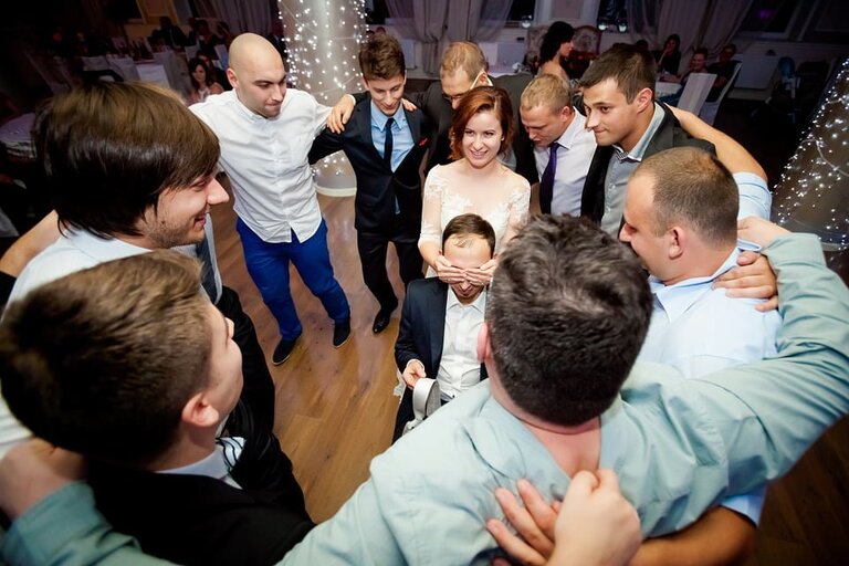 Anna i Jacek Bieniek; fotograf slubny slask; slub cywilny w hotelu na bloniach, dwoje fotografow na slub; fotografowie slubni slask; fotograf slubny bielsko; fotografia slubna, reportaz slubny, www.magiaobrazu.com, zdjecia slubne, fotoreportaz slubny; fotograf pszczyna; zdjecia slubne bielsko; hotel na bloniach bielsko; wesele w hotelu na bloniach