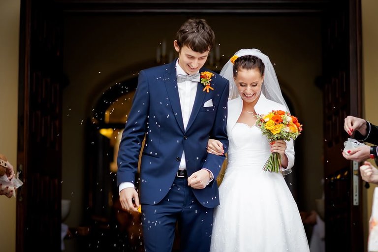 fotografia slubna, zdjecia slubne bielsko, fotograf slubny bielsko; www.magiaobrazu.com, zdjecia slubne bielsko, fotografia slubna slask, zdjecia slubne zywiec; dworek pod jemiola cwiklice; wesele w dworku pod jemiola cwiklice; fotograf pszczyna; zdjecia slubne pszczyna; kosciol w goczalkowicach, slub w kosciele w goczalkowicach, studio milion pszczyna, slub w listopadzie