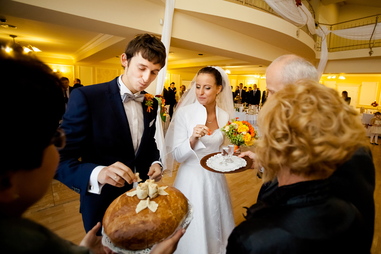 fotografia slubna, zdjecia slubne bielsko, fotograf slubny bielsko; www.magiaobrazu.com, zdjecia slubne bielsko, fotografia slubna slask, zdjecia slubne zywiec; dworek pod jemiola cwiklice; wesele w dworku pod jemiola cwiklice; fotograf pszczyna; zdjecia slubne pszczyna; kosciol w goczalkowicach, slub w kosciele w goczalkowicach, studio milion pszczyna, slub w listopadzie