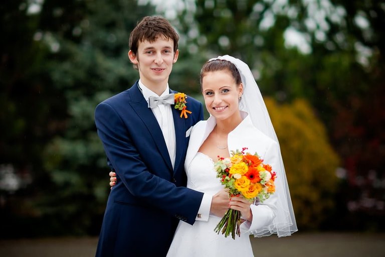 fotografia slubna, zdjecia slubne bielsko, fotograf slubny bielsko; www.magiaobrazu.com, zdjecia slubne bielsko, fotografia slubna slask, zdjecia slubne zywiec; dworek pod jemiola cwiklice; wesele w dworku pod jemiola cwiklice; fotograf pszczyna; zdjecia slubne pszczyna; kosciol w goczalkowicach, slub w kosciele w goczalkowicach, studio milion pszczyna, slub w listopadzie