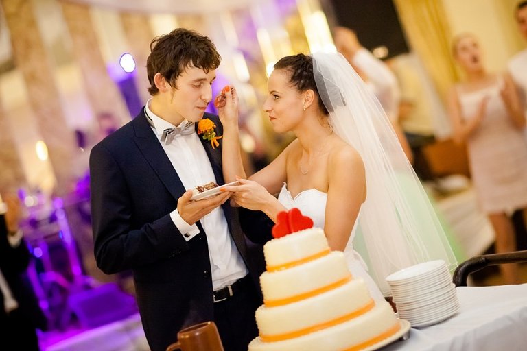 fotografia slubna, zdjecia slubne bielsko, fotograf slubny bielsko; www.magiaobrazu.com, zdjecia slubne bielsko, fotografia slubna slask, zdjecia slubne zywiec; dworek pod jemiola cwiklice; wesele w dworku pod jemiola cwiklice; fotograf pszczyna; zdjecia slubne pszczyna; kosciol w goczalkowicach, slub w kosciele w goczalkowicach, studio milion pszczyna, slub w listopadzie