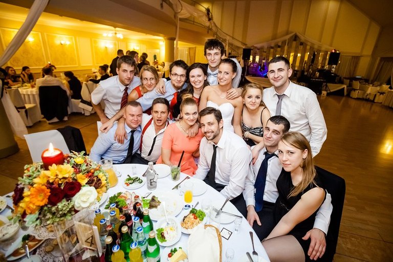 fotografia slubna, zdjecia slubne bielsko, fotograf slubny bielsko; www.magiaobrazu.com, zdjecia slubne bielsko, fotografia slubna slask, zdjecia slubne zywiec; dworek pod jemiola cwiklice; wesele w dworku pod jemiola cwiklice; fotograf pszczyna; zdjecia slubne pszczyna; kosciol w goczalkowicach, slub w kosciele w goczalkowicach, studio milion pszczyna, slub w listopadzie