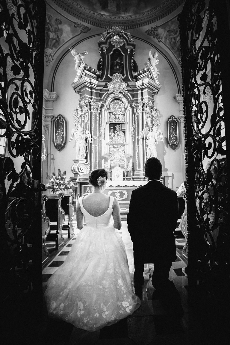 fotografia slubna slask, zdjecia slubne bielsko, wesele miedzynarodowe, fotograf slubny rzeszow, zdjecia slubne podkarpackie, wesele w dworze kombornia, slub w kosciele w brzozowie, slub brzozow, zdjecia slubne katowice, dwoch fotografow na slub, fotografia slubna krakow, slub polsko-wloski