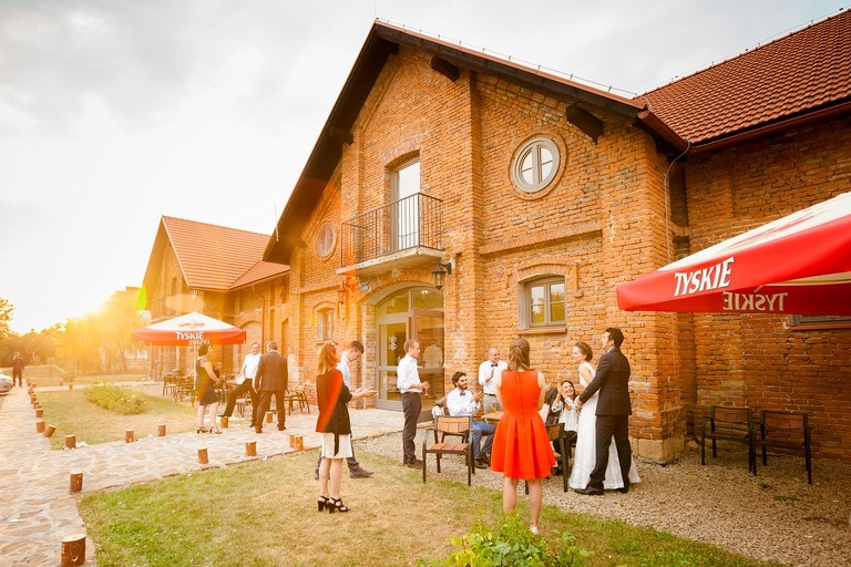 fotografia slubna slask, zdjecia slubne bielsko, wesele miedzynarodowe, fotograf slubny rzeszow, zdjecia slubne podkarpackie, wesele w dworze kombornia, slub w kosciele w brzozowie, slub brzozow, zdjecia slubne katowice, dwoch fotografow na slub, fotografia slubna krakow, slub polsko-wloski