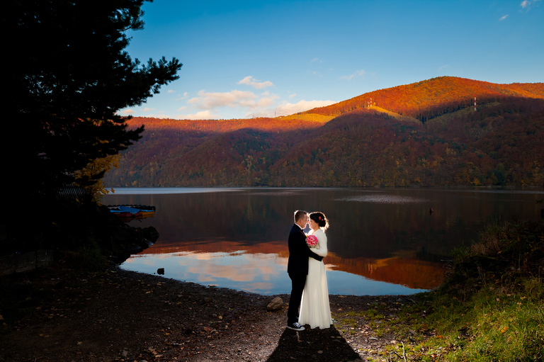 zdjecia slubne bielsko, fotografia slubna bielsko, jesienny plener slubny, jesienna sesja slubna, fotografia slubna zywiec, zdjecia slubne zywiec, slub w kosciele w porabce, slub kosciol porabka, wesele w porabce, sala eltara porabka, wesele w eltarze, fotografia slubna slask, fotografia slubna katowice, zdjecia slubne katowice, fotograf slubny katowice, zdjecia slubne bielsko, fotograf slubny bielsko, zdjecia slubne slask, dwoch fotografow na slub, fotografia slubna krakow,