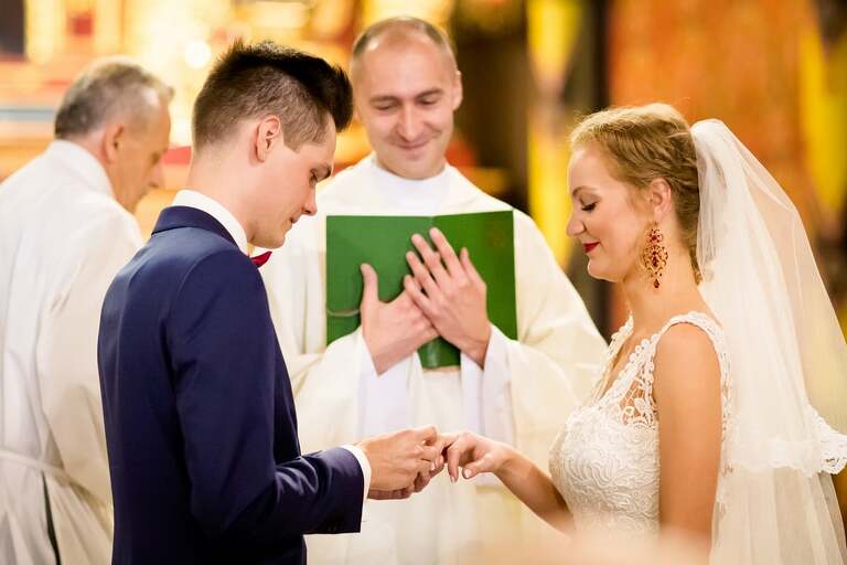 fotografia slubna slask, fotografia slubna katowice, zdjecia slubne katowice, fotograf slubny katowice, zdjecia slubne chorzow, fotografia slubna chorzow, zdjecia slubne bielsko, wesele kamienny kasztel, fotograf slubny bielsko, zdjecia slubne slask, katedra w sosnowcu, slub w katedrze w sosnowcu, sesja w parku slaskim, plener slubny w parku slaskim, dwoch fotografow na slub, fotografia slubna krakow,