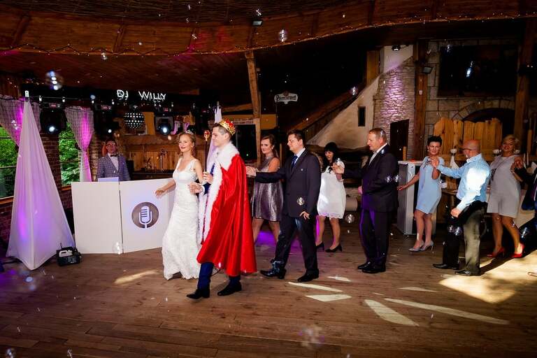 fotografia slubna slask, fotografia slubna katowice, zdjecia slubne katowice, fotograf slubny katowice, zdjecia slubne chorzow, fotografia slubna chorzow, zdjecia slubne bielsko, wesele kamienny kasztel, fotograf slubny bielsko, zdjecia slubne slask, katedra w sosnowcu, slub w katedrze w sosnowcu, sesja w parku slaskim, plener slubny w parku slaskim, dwoch fotografow na slub, fotografia slubna krakow,