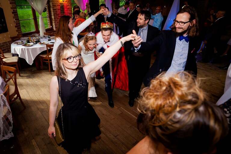 fotografia slubna slask, fotografia slubna katowice, zdjecia slubne katowice, fotograf slubny katowice, zdjecia slubne chorzow, fotografia slubna chorzow, zdjecia slubne bielsko, wesele kamienny kasztel, fotograf slubny bielsko, zdjecia slubne slask, katedra w sosnowcu, slub w katedrze w sosnowcu, sesja w parku slaskim, plener slubny w parku slaskim, dwoch fotografow na slub, fotografia slubna krakow,