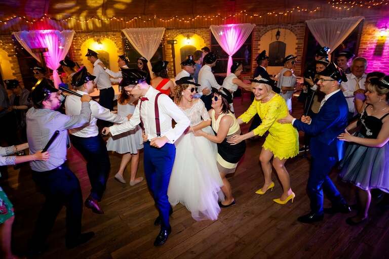 fotografia slubna slask, fotografia slubna katowice, zdjecia slubne katowice, fotograf slubny katowice, zdjecia slubne chorzow, fotografia slubna chorzow, zdjecia slubne bielsko, wesele kamienny kasztel, fotograf slubny bielsko, zdjecia slubne slask, katedra w sosnowcu, slub w katedrze w sosnowcu, sesja w parku slaskim, plener slubny w parku slaskim, dwoch fotografow na slub, fotografia slubna krakow,