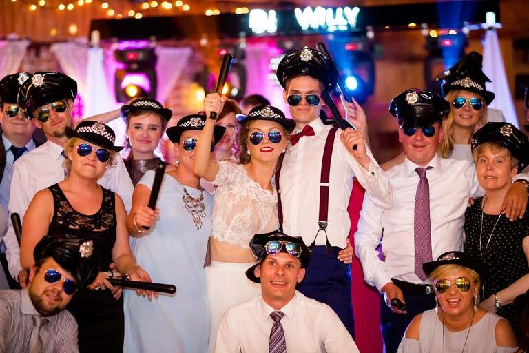 fotografia slubna slask, fotografia slubna katowice, zdjecia slubne katowice, fotograf slubny katowice, zdjecia slubne chorzow, fotografia slubna chorzow, zdjecia slubne bielsko, wesele kamienny kasztel, fotograf slubny bielsko, zdjecia slubne slask, katedra w sosnowcu, slub w katedrze w sosnowcu, sesja w parku slaskim, plener slubny w parku slaskim, dwoch fotografow na slub, fotografia slubna krakow,