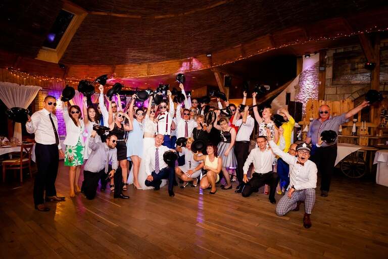 fotografia slubna slask, fotografia slubna katowice, zdjecia slubne katowice, fotograf slubny katowice, zdjecia slubne chorzow, fotografia slubna chorzow, zdjecia slubne bielsko, wesele kamienny kasztel, fotograf slubny bielsko, zdjecia slubne slask, katedra w sosnowcu, slub w katedrze w sosnowcu, sesja w parku slaskim, plener slubny w parku slaskim, dwoch fotografow na slub, fotografia slubna krakow,