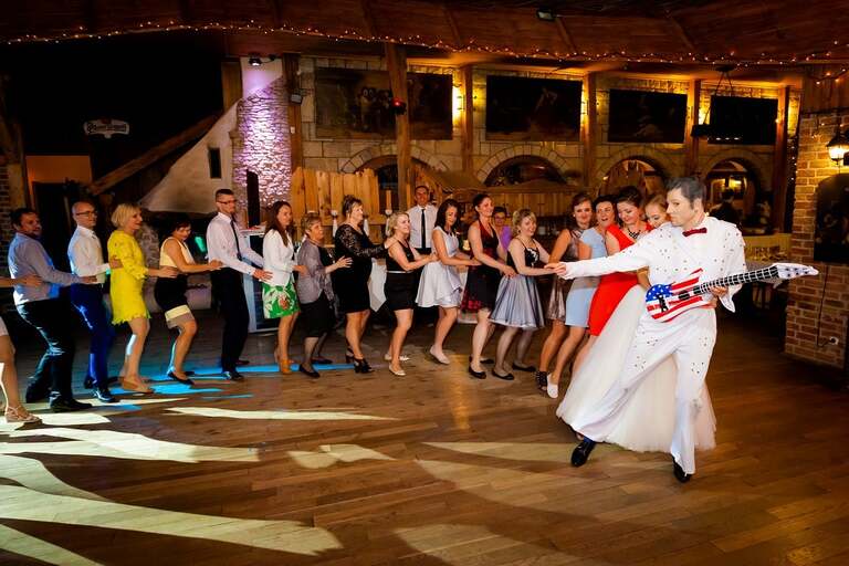 fotografia slubna slask, fotografia slubna katowice, zdjecia slubne katowice, fotograf slubny katowice, zdjecia slubne chorzow, fotografia slubna chorzow, zdjecia slubne bielsko, wesele kamienny kasztel, fotograf slubny bielsko, zdjecia slubne slask, katedra w sosnowcu, slub w katedrze w sosnowcu, sesja w parku slaskim, plener slubny w parku slaskim, dwoch fotografow na slub, fotografia slubna krakow,