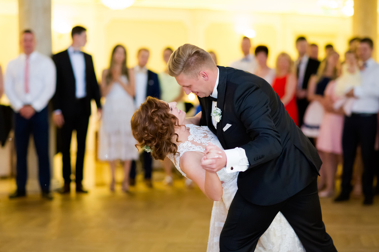 fotografia slubna pszczyna, zdjecia slubne pszczyna, fotograf slubny slask, slub w kosciele wszystkich swietych w pszczynie, wesele karczmie kuban goczalkowice, wesele w goczalkowicach, fotografia slubna katowice, zdjecia slubne katowice, zdjecia slubne zywiec, fotografia slubna, zdjecia slubne bielsko, fotograf slubny bielsko, fotograf slubny cieszyn, fotografia slubna cieszyn, www.magiaobrazu.com, zdjecia slubne bielsko, fotografia slubna slask, zdjecia slubne zywiec, zdjecia slubne cieszyn, dwoch fotografow na slub, zdjecia slubne slask,