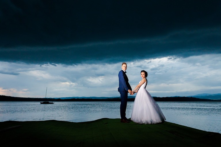 najlepsze zdjecia slubne, najpiekniejsze zdjecia slubne, fotografia slubna slask, zdjecia slubne slask, najlepszy fotograf slubny slask, plener slubny slask, sesje slubne slask, fotograf na slub slask, piekne fotografie slubne slask, dwoch fotografow na slub, pelna emocji fotografia slubna, naturalna fotografia slubna, zdjecia slubne bielsko, fotograf slubny bielsko, fotografia slubna bielsko, zdjecia slubne krakow, fotografia slubna krakow, fotograf slubny krakow, oryginalna fotografia slubna, www.magiaobrazu.com, Anna i Jacek Bieniek,