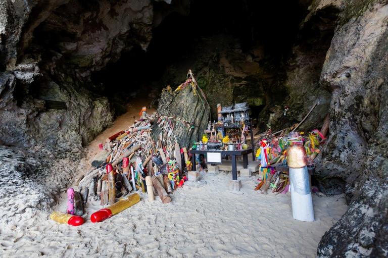 co zobaczyc w tajlandii, najlepsze miejsca w tajlandii, co odwiedzic w tajlandii, wakacje w tajlandii, tajlandia najlepsze miejsca, fotografie z podrozy, zdjecia z podrozy, zdjecia z tajlandii, Bangkok, koh kradan, koh mook, koh poda, lanta, trang, koh kret, fotografie z tajlandii, fotografia podroznicza, travel photography, travel photos, asia photos, thailand, thai photos, thailand photography, thailand travel, thai travel, best places in thailand, www.magiaobrazu.com, tajlandia, zdjecia z wakacji, zdjecia z azji, fotografie z azji, podroz po azji