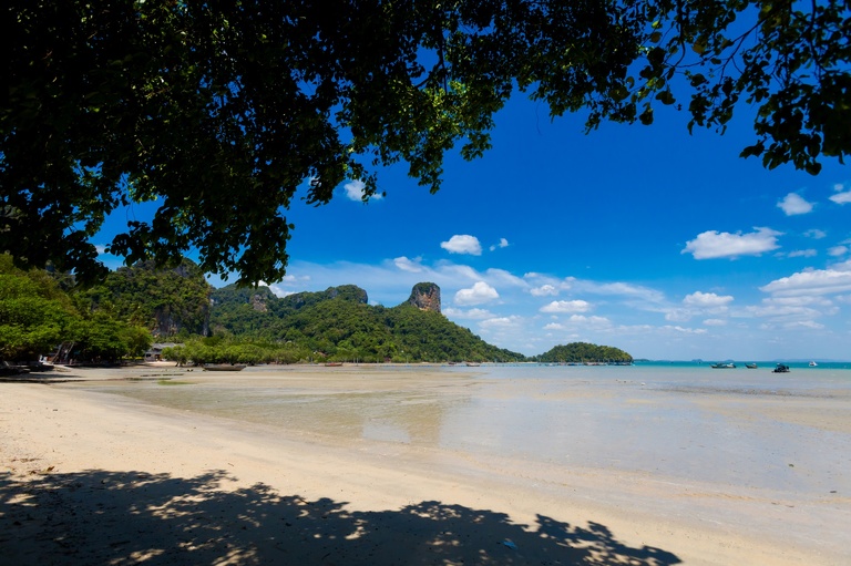 co zobaczyc w tajlandii, najlepsze miejsca w tajlandii, co odwiedzic w tajlandii, wakacje w tajlandii, tajlandia najlepsze miejsca, fotografie z podrozy, zdjecia z podrozy, zdjecia z tajlandii, Bangkok, koh kradan, koh mook, koh poda, lanta, trang, koh kret, fotografie z tajlandii, fotografia podroznicza, travel photography, travel photos, asia photos, thailand, thai photos, thailand photography, thailand travel, thai travel, best places in thailand, www.magiaobrazu.com, tajlandia, zdjecia z wakacji, zdjecia z azji, fotografie z azji, podroz po azji