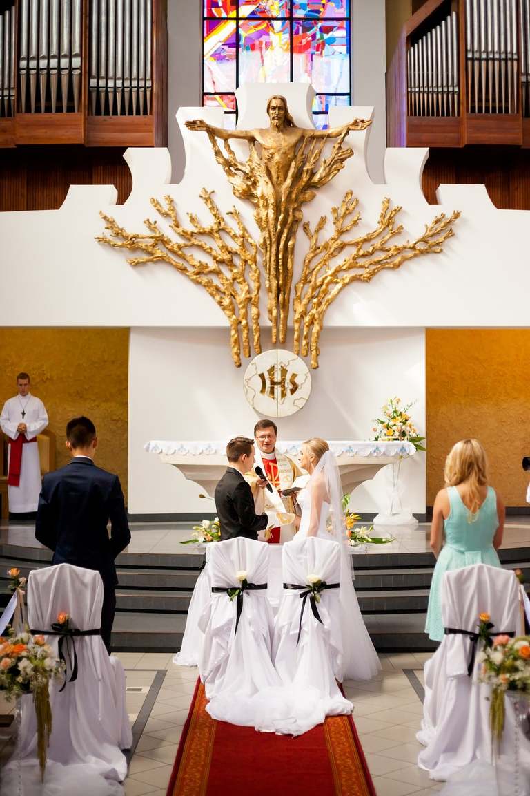 fotografia slubna slask, zdjecia slubne myslowice, fotografia slubna myslowice, fotograf slubny myslowice, fotograf na wesele myslowice, zdjecia slubne slask, wesele carpe diem myslowice, slub w kosciele w myslowicach, slub slask, zdjecia slubne katowice, dwoch fotografow na slub, fotografia slubna krakow, fotografia slubna bielsko, zdjecia slubne bielsko