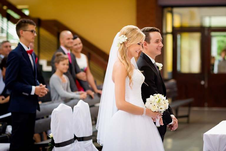 fotografia slubna slask, zdjecia slubne myslowice, fotografia slubna myslowice, fotograf slubny myslowice, fotograf na wesele myslowice, zdjecia slubne slask, wesele carpe diem myslowice, slub w kosciele w myslowicach, slub slask, zdjecia slubne katowice, dwoch fotografow na slub, fotografia slubna krakow, fotografia slubna bielsko, zdjecia slubne bielsko