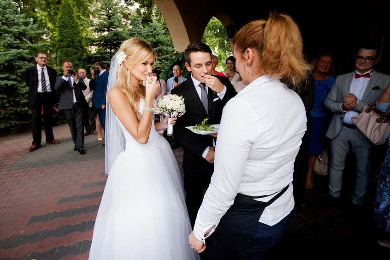 fotografia slubna slask, zdjecia slubne myslowice, fotografia slubna myslowice, fotograf slubny myslowice, fotograf na wesele myslowice, zdjecia slubne slask, wesele carpe diem myslowice, slub w kosciele w myslowicach, slub slask, zdjecia slubne katowice, dwoch fotografow na slub, fotografia slubna krakow, fotografia slubna bielsko, zdjecia slubne bielsko