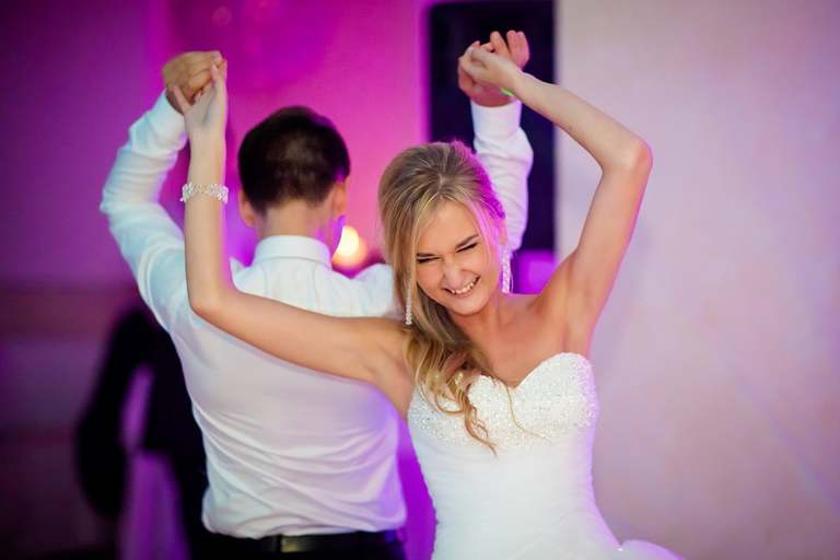 fotografia slubna slask, zdjecia slubne myslowice, fotografia slubna myslowice, fotograf slubny myslowice, fotograf na wesele myslowice, zdjecia slubne slask, wesele carpe diem myslowice, slub w kosciele w myslowicach, slub slask, zdjecia slubne katowice, dwoch fotografow na slub, fotografia slubna krakow, fotografia slubna bielsko, zdjecia slubne bielsko