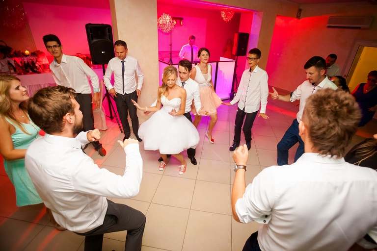 fotografia slubna slask, zdjecia slubne myslowice, fotografia slubna myslowice, fotograf slubny myslowice, fotograf na wesele myslowice, zdjecia slubne slask, wesele carpe diem myslowice, slub w kosciele w myslowicach, slub slask, zdjecia slubne katowice, dwoch fotografow na slub, fotografia slubna krakow, fotografia slubna bielsko, zdjecia slubne bielsko