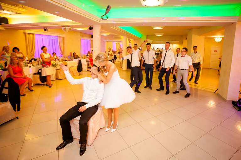 fotografia slubna slask, zdjecia slubne myslowice, fotografia slubna myslowice, fotograf slubny myslowice, fotograf na wesele myslowice, zdjecia slubne slask, wesele carpe diem myslowice, slub w kosciele w myslowicach, slub slask, zdjecia slubne katowice, dwoch fotografow na slub, fotografia slubna krakow, fotografia slubna bielsko, zdjecia slubne bielsko