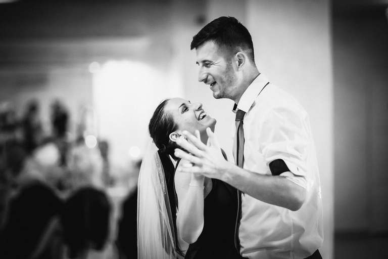 fotografia slubna slask, zdjecia slubne myslowice, fotografia slubna myslowice, fotograf slubny myslowice, fotograf na wesele myslowice, zdjecia slubne slask, wesele carpe diem myslowice, slub w kosciele w myslowicach, slub slask, zdjecia slubne katowice, dwoch fotografow na slub, fotografia slubna krakow, fotografia slubna bielsko, zdjecia slubne bielsko