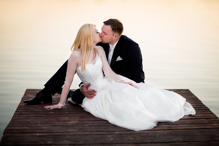 www.magiaobrazu.com, fotografia slubna zywiec, zdjecia slubne zywiec, dwoch fotografow na slub, plener slubny w zywcu, sesja w zywieckim parku, sesja slubna nad jeziorem, plener slubny jezioro zywieckie, romantyczna sesja slubna, fotografia ślubna, fotograf ślubny Kraków, fotografowie ślubni, fotograf slask,dwóch fotografów na ślub, Anna i Jacek Bieniek, zdjęcia ślubne śląsk