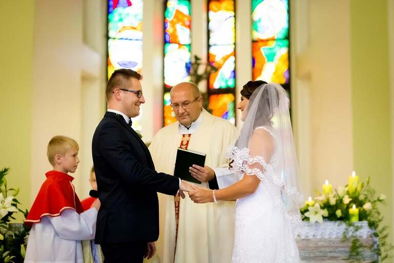 fotografia slubna slask, fotografia slubna tychy, zdjecia slubne tychy, fotograf slubny tychy, zdjecia slubne ledziny, fotografia slubna piekary, zdjecia slubne bielsko, wesele w hucie paprockiej w tychach, fotograf slubny bielsko, huta paprocka tychy paprocany, zdjecia slubne slask, Kościół w ledzinach, zdjecia slubne katowice, dwoch fotografow na slub, fotografia slubna krakow, fotograf slubny katowice