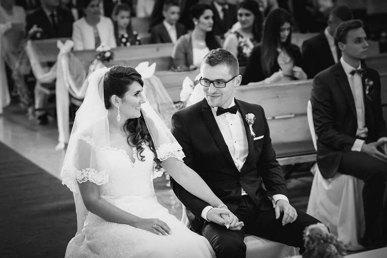 fotografia slubna slask, fotografia slubna tychy, zdjecia slubne tychy, fotograf slubny tychy, zdjecia slubne ledziny, fotografia slubna piekary, zdjecia slubne bielsko, wesele w hucie paprockiej w tychach, fotograf slubny bielsko, huta paprocka tychy paprocany, zdjecia slubne slask, Kościół w ledzinach, zdjecia slubne katowice, dwoch fotografow na slub, fotografia slubna krakow, fotograf slubny katowice