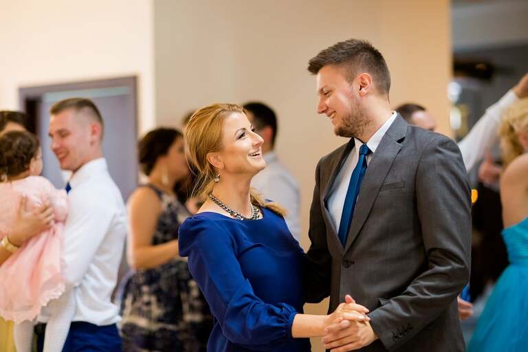 fotografia slubna slask, fotografia slubna tychy, zdjecia slubne tychy, fotograf slubny tychy, zdjecia slubne ledziny, fotografia slubna piekary, zdjecia slubne bielsko, wesele w hucie paprockiej w tychach, fotograf slubny bielsko, huta paprocka tychy paprocany, zdjecia slubne slask, Kościół w ledzinach, zdjecia slubne katowice, dwoch fotografow na slub, fotografia slubna krakow, fotograf slubny katowice