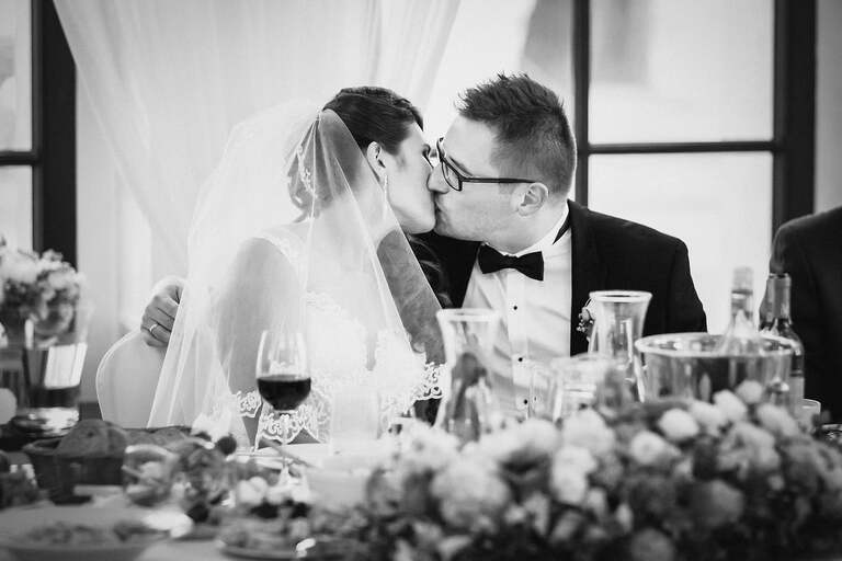 fotografia slubna slask, fotografia slubna tychy, zdjecia slubne tychy, fotograf slubny tychy, zdjecia slubne ledziny, fotografia slubna piekary, zdjecia slubne bielsko, wesele w hucie paprockiej w tychach, fotograf slubny bielsko, huta paprocka tychy paprocany, zdjecia slubne slask, Kościół w ledzinach, zdjecia slubne katowice, dwoch fotografow na slub, fotografia slubna krakow, fotograf slubny katowice