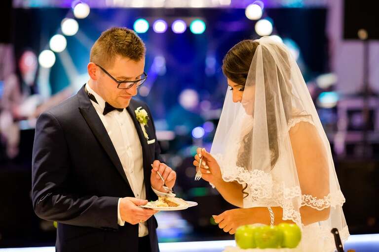 fotografia slubna slask, fotografia slubna tychy, zdjecia slubne tychy, fotograf slubny tychy, zdjecia slubne ledziny, fotografia slubna piekary, zdjecia slubne bielsko, wesele w hucie paprockiej w tychach, fotograf slubny bielsko, huta paprocka tychy paprocany, zdjecia slubne slask, Kościół w ledzinach, zdjecia slubne katowice, dwoch fotografow na slub, fotografia slubna krakow, fotograf slubny katowice