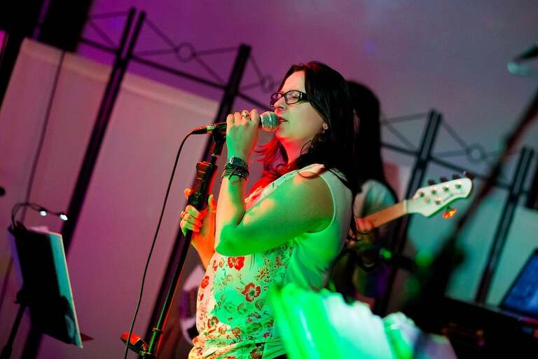 fotografia slubna slask, fotografia slubna tychy, zdjecia slubne tychy, fotograf slubny tychy, zdjecia slubne ledziny, fotografia slubna piekary, zdjecia slubne bielsko, wesele w hucie paprockiej w tychach, fotograf slubny bielsko, huta paprocka tychy paprocany, zdjecia slubne slask, Kościół w ledzinach, zdjecia slubne katowice, dwoch fotografow na slub, fotografia slubna krakow, fotograf slubny katowice