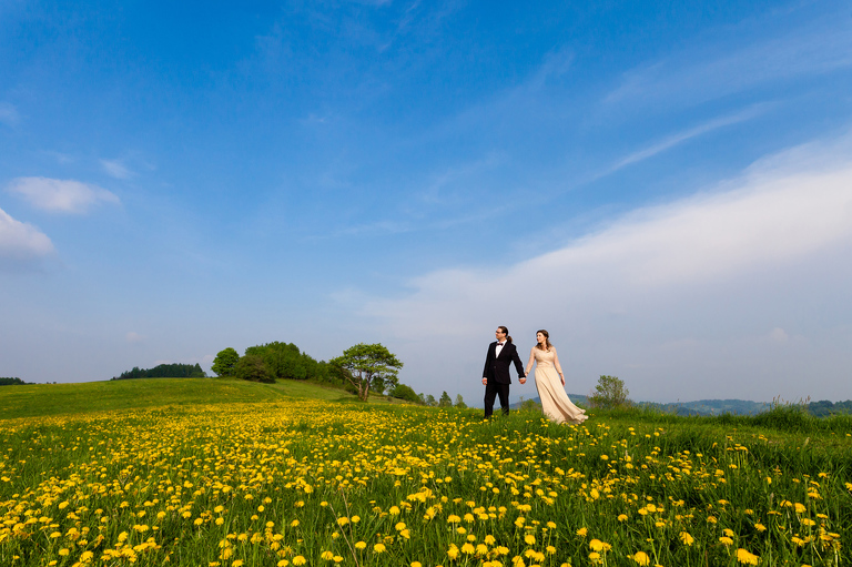 sesja slubna w gorach, plener slubny w gorach, sesja slubna w beskidach, plener slubny beskidy, zdjecia slubne zywiec, fotografia slubna slask, zdjecia slubne slask, romantyczny plener slubny, fotograf slubny bielsko, plener slubny w lesie slask, sesja slubna w lesie slask, plener slubny las slask, fotografia slubna slask, zdjecia slubne slask, fotografia slubna katowice, zdjecia slubne katowice, romantyczna sesja slubna slask, zdjecia slubne bielsko, fotografia slubna bielsko, oryginalny plener slubny, oryginalna sesja slubna, www.magiaobrazu.com, Anna i Jacek Bieniek,