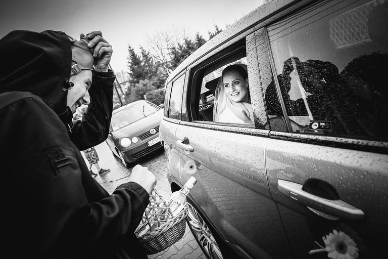 fotografia slubna, zdjecia slubne bielsko, fotograf slubny bielsko; www.magiaobrazu.com, zdjecia slubne bielsko, fotografia slubna slask, zdjecia slubne zywiec; fotograf pszczyna; zdjecia slubne pszczyna; kosciol w goczalkowicach, slub w goczalkowicach,  slub w listopadzie